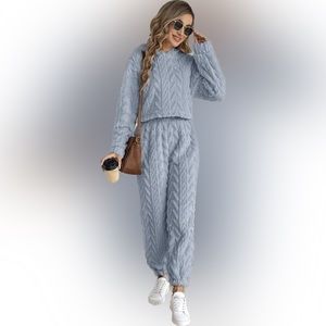 HOODED PLUSH JOGGER SET size Large